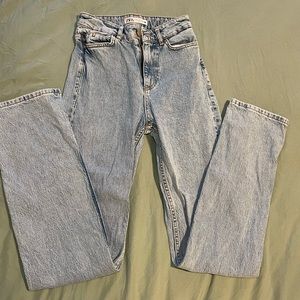 ZARA High Rise Straight Leg Jeans ✨NWOT✨- Light Wash- 24
